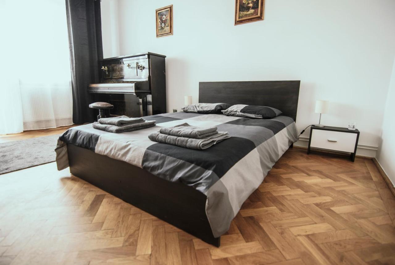 Central David Residence Braşov Extérieur photo